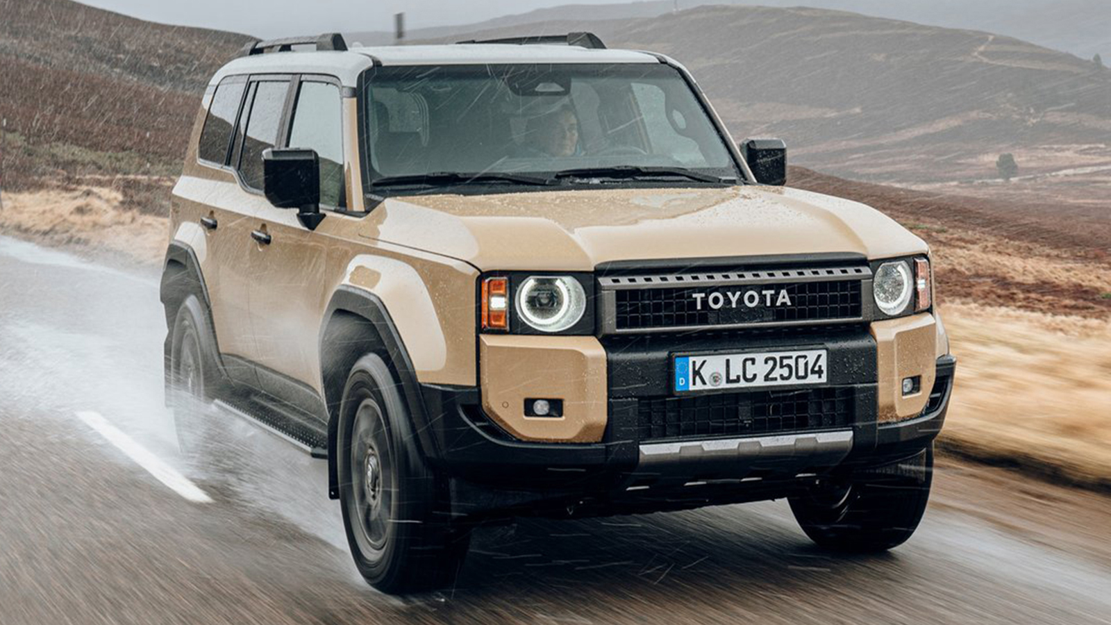 Η Toyota ενδεχομένως θα παρουσιάσει Plug-in υβριδικό Land Cruiser